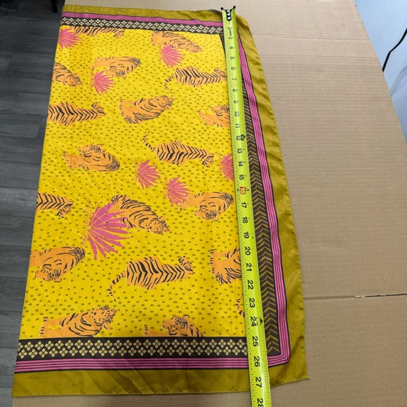 Zara Animal Tiger Safari Print Square Small Satin Neck Scarf One Size - Picture 5 of 7